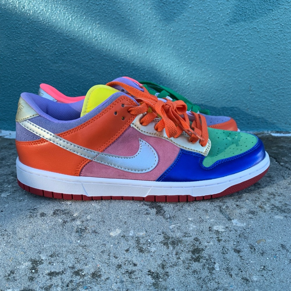 Womens Nike Dunks size 8.5